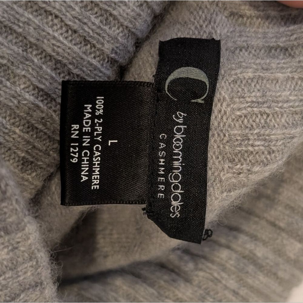 Bloomingdale's Cashmere Gray and Cream & Tan Turtleneck Sweater - Picture 5 of 6